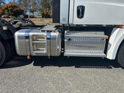 2025 Freightliner Cascadia Cascadia 126