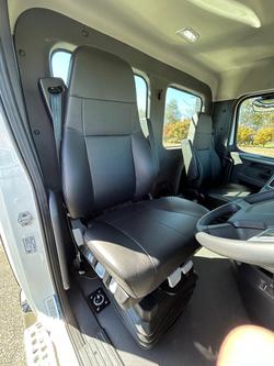 2025 Freightliner Cascadia Cascadia 126