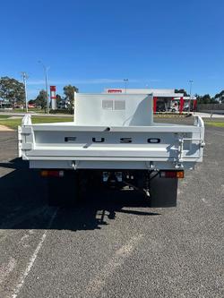 2025 Fuso Canter 815