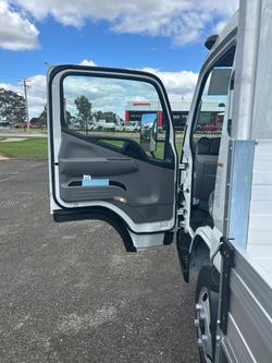 2025 Fuso Canter Canter 515 Alloy Tray