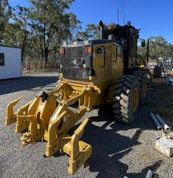 2022 Caterpillar
150 Awd
