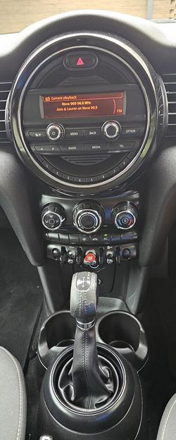 2016 MINI Hatch Cooper F55 Moonwalk Grey