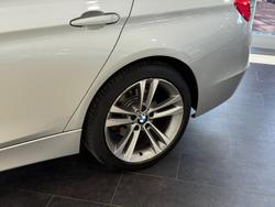 2014 BMW 3 Series 320i Sport Line