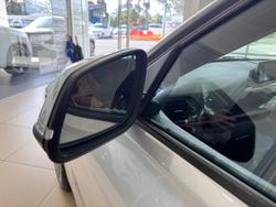 2014 BMW
                3 Series 320i Sport Line