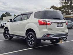 2021 Isuzu MU-X LS-U