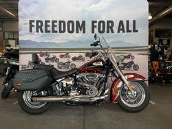 Harley-Davidson FLHCS Heritage Classic 114