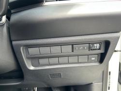 2024 Mitsubishi Outlander ES