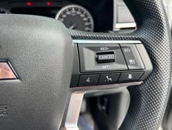 2024 Mitsubishi Outlander ES