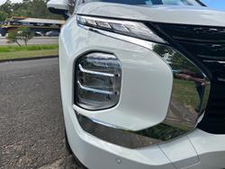 2024 Mitsubishi Outlander ES