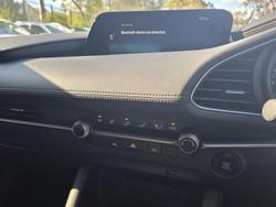 2021 Mazda 3 G20 Pure