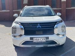 2023 Mitsubishi Outlander Exceed