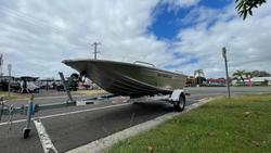 2024 Stacer 399 Territory Striker