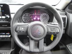 2025 Mitsubishi Triton GLX+