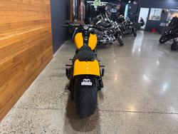 2025 Harley-davidson FXBR BREAKOUT (117) Yellow