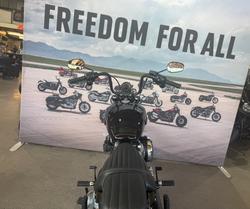 2025 Harley-davidson FXBB STREET BOB (117) Vivid Black