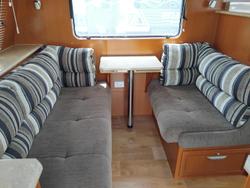 2011 Paramount Classic 17Ft Couples Van With Queen Bed And Front Lounge
