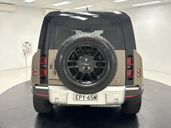 2021 Land Rover Defender 110 D300 SE