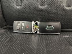 2021 Land Rover Defender 110 D300 SE