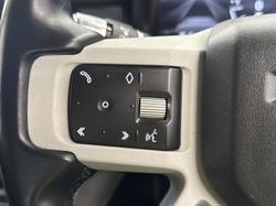 2021 Land Rover Defender 110 D300 SE