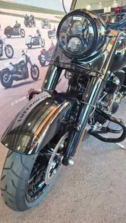 2025 Harley-davidson FLHRXS ROAD KING SPECIAL Vivid Black