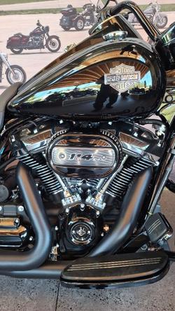 2025 Harley-davidson FLHRXS ROAD KING SPECIAL Vivid Black