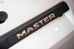 2023 Renault Master Pro 110kW