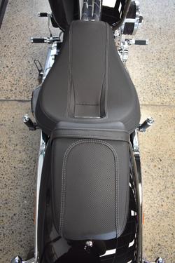 2025 Harley-davidson FXBR BREAKOUT (117) VIVID BLACK