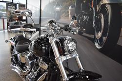 2025 Harley-davidson FXBR BREAKOUT (117) VIVID BLACK