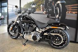 2025 Harley-davidson FXBR BREAKOUT (117) VIVID BLACK