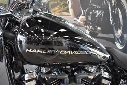 2025 Harley-davidson FXBR BREAKOUT (117) VIVID BLACK