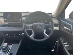 2023 Mitsubishi Outlander