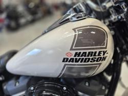 2022 Harley-Davidson Sport Glide 107 (FLSB) Softail White