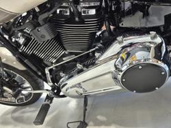 2022 Harley-Davidson Sport Glide 107 (FLSB) Softail White