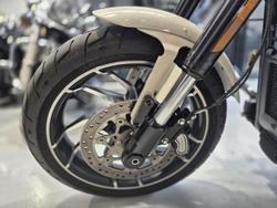 2022 Harley-Davidson Sport Glide 107 (FLSB) Softail White