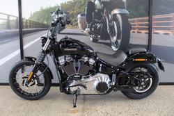 2025 Harley-davidson FXBB STREET BOB (117) VIVID BLACK