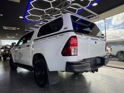 2021 Toyota
                Hilux SR