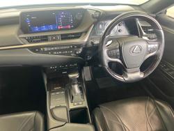 2019 Lexus ES ES300h Sports Luxury