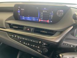 2019 Lexus ES ES300h Sports Luxury