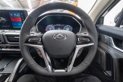 2025 LDV D90 Executive