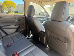 2025 Nissan X-TRAIL ST-L