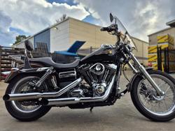 Harley-Davidson Dyna Super Glide Custom 1584 (fxdc)