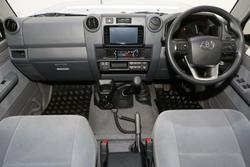 2025 Toyota Landcruiser GXL