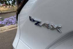 2023 Toyota bZ4X YEAM15R AWD