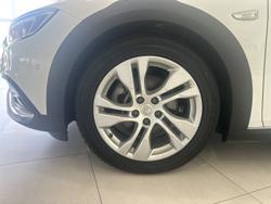 2018 Holden Calais Tourer AWD