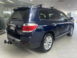 2013 Toyota Kluger Grande