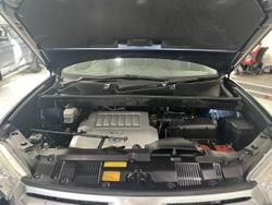 2013 Toyota Kluger Grande