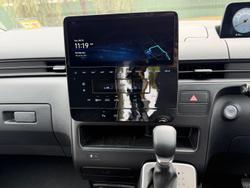 2025 Hyundai STARIA LOAD Premium