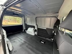 2025 Hyundai STARIA LOAD Premium