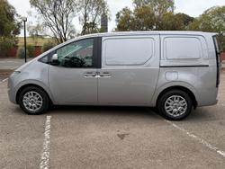 2025 Hyundai STARIA LOAD Premium