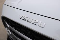 2025 Isuzu MU-X LS-T